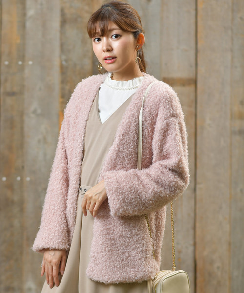 rps（アールピーエス）の「プードルファーノーカラーカーデ（カーディガン/ボレロ・レディース・ブラウン/ピンクベージュ/グレイッシュベージュ/アイボリー・M）」の4枚目の写真