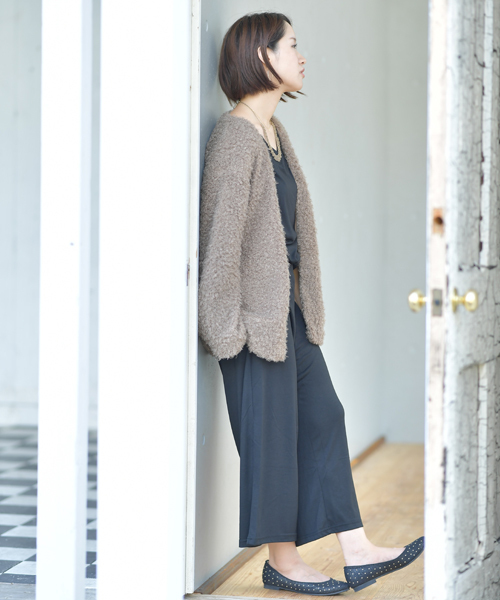 rps（アールピーエス）の「プードルファーノーカラーカーデ（カーディガン/ボレロ・レディース・ブラウン/ピンクベージュ/グレイッシュベージュ/アイボリー・M）」の6枚目の写真