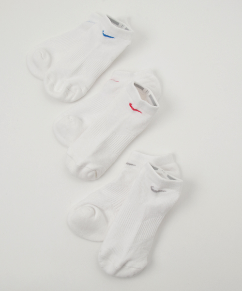 Nike ナイキ レディースのソックス 靴下 ホワイト系 一覧 Ijmedph