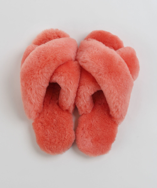 EMU Australia（エミューオーストラリア）の「【emu】MAYBERRY ファー サンダル（サンダル・レディース・ピンク/マスタード/ブルー系その他/レッド系その他/オリーブ/ピンク系その他/ベージュ/ブラック/チャコールグレー/ネイビー/ターコイズブルー/グレー/ブラウン系その他・23cm/24cm/25cm/8/7/6/5/26cm/22cm/9）」の13枚目の写真