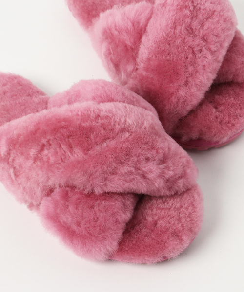 EMU Australia（エミューオーストラリア）の「【emu】MAYBERRY ファー サンダル（サンダル・レディース・ピンク/マスタード/ブルー系その他/レッド系その他/オリーブ/ピンク系その他/ベージュ/ブラック/チャコールグレー/ネイビー/ターコイズブルー/グレー/ブラウン系その他・23cm/24cm/25cm/8/7/6/5/26cm/22cm/9）」の18枚目の写真