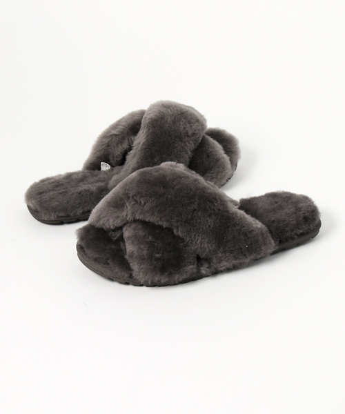 EMU Australia（エミューオーストラリア）の「【emu】MAYBERRY ファー サンダル（サンダル・レディース・ピンク/マスタード/ブルー系その他/レッド系その他/オリーブ/ピンク系その他/ベージュ/ブラック/チャコールグレー/ネイビー/ターコイズブルー/グレー/ブラウン系その他・23cm/24cm/25cm/8/7/6/5/26cm/22cm/9）」の15枚目の写真