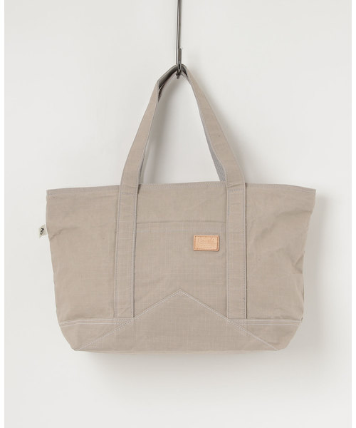 COSSHI（コッシ）の「【Cosshi/コッシ】リップストップ パラフィン トートバッグ（トートバッグ・レディース・ライトグレー/ブラック/ネイビー・FREE）」の2枚目の写真