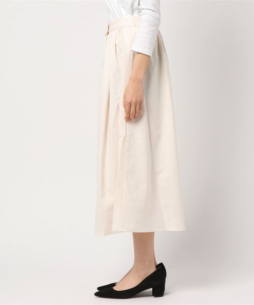 LOWRYS FARM(ローリーズファーム)の「タックマエボタンミディスカート 783124 (スカート・レディース・ブラック/オフホワイト/ネイビー/チェック・FREE)」の5枚目の写真