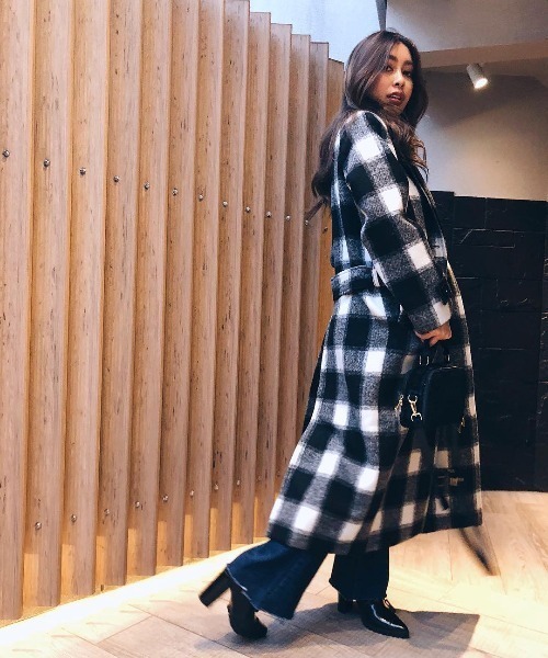 EGOIST（エゴイスト）の「slimフレア切替デニムパンツ（デニムパンツ・レディース・ブラック/ネイビー/ブルー・SMALL/MEDIUM/X-SMALL）」の13枚目の写真