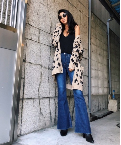 EGOIST（エゴイスト）の「slimフレア切替デニムパンツ（デニムパンツ・レディース・ブラック/ネイビー/ブルー・SMALL/MEDIUM/X-SMALL）」の9枚目の写真