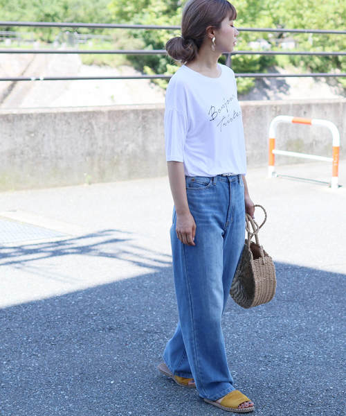 reca（レカ）の「ゆるテロ 落ち感でシンプルだけどオシャレ◇ゆったり 筆記体ロゴTシャツ（Tシャツ/カットソー・レディース・ホワイト/ブラック/キナリ・FREE）」の6枚目の写真