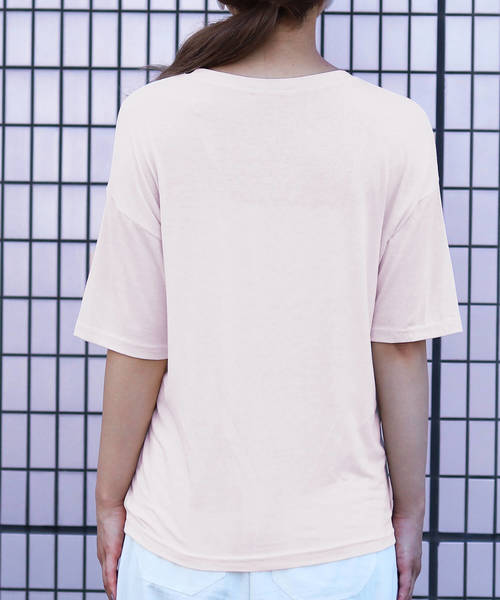 reca（レカ）の「ゆるテロ 落ち感でシンプルだけどオシャレ◇ゆったり 筆記体ロゴTシャツ（Tシャツ/カットソー・レディース・ホワイト/ブラック/キナリ・FREE）」の16枚目の写真