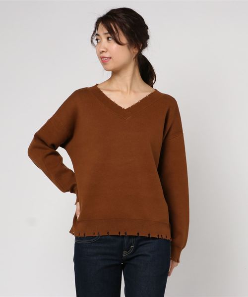 YECCA VECCA（イェッカヴェッカ）の「ダメージVネックニット（ニット/セーター・レディース・ベージュ/パープル/ブラウン/グレー・FREE）」の15枚目の写真