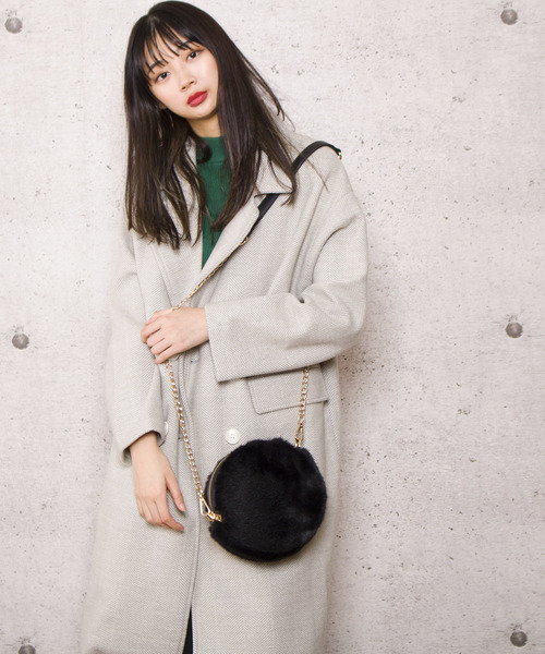 LUGG NAGG(ラグナグ)の「【Jewelobe/ ジュエローブ】フェイクファー チェーンショルダーバッグ(ショルダーバッグ・レディース・ブラック/ベージュ/ピンク/イエロー・FREE)」の12枚目の写真