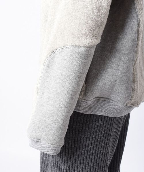 liflattie ships(リフラティ シップス)の「liflattie ships:ボアコンビトップス◇(Tシャツ/カットソー・レディース・ライトグレー/ブラウン/ネイビー・SMALL/MEDIUM)」の16枚目の写真