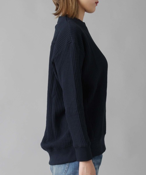 Burner(バーナー)の「【Nanea】ビッグワッフル クルーネックプルオーバー ビッグシルエット(Tシャツ/カットソー・レディース・ワイン/ネイビー/イエロー・FREE)」の12枚目の写真