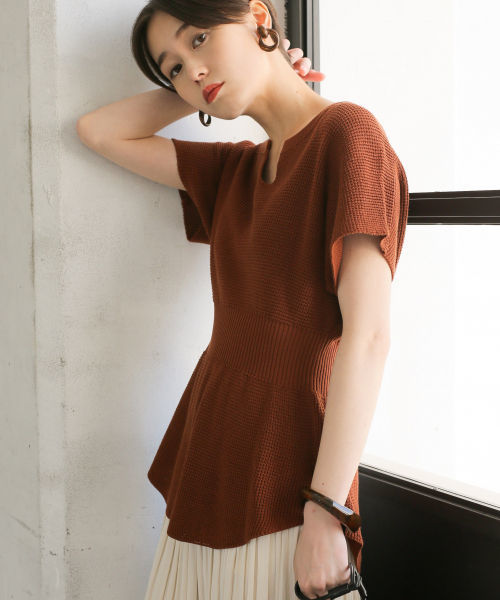 LOWRYS FARM（ローリーズファーム）の「ウエストリブプルオーバー　831973（Tシャツ/カットソー・レディース・ライトグレー/ブラック/ブラウン・FREE）」の3枚目の写真