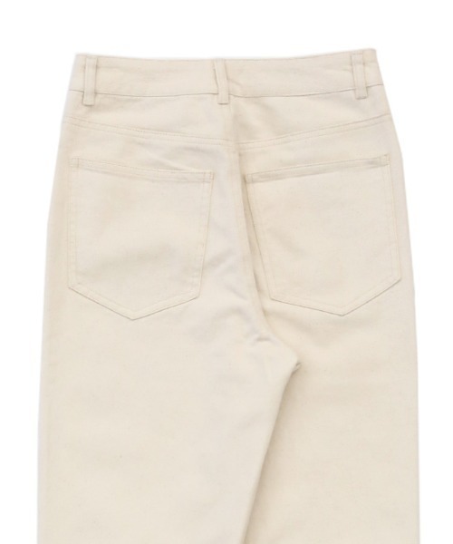 select MOCA(セレクトモカ)の「デニムテーパードパンツ(デニムパンツ・レディース・ブラック/ベージュ/ブラウン/アイボリー・SMALL/MEDIUM)」の5枚目の写真