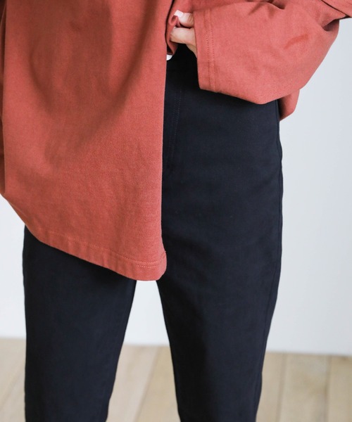 select MOCA(セレクトモカ)の「デニムテーパードパンツ(デニムパンツ・レディース・ブラック/ベージュ/ブラウン/アイボリー・SMALL/MEDIUM)」の20枚目の写真