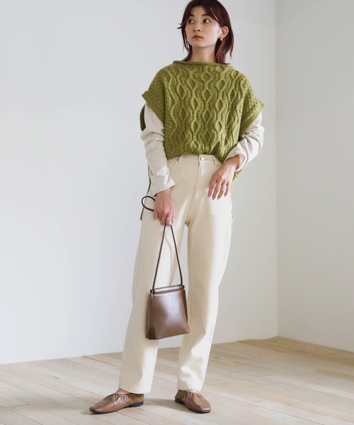 select MOCA(セレクトモカ)の「デニムテーパードパンツ(デニムパンツ・レディース・ブラック/ベージュ/ブラウン/アイボリー・SMALL/MEDIUM)」の21枚目の写真