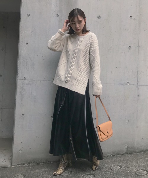 Ameri（アメリ）の「IRREGULAR FLARE LEATHER SKIRT（スカート