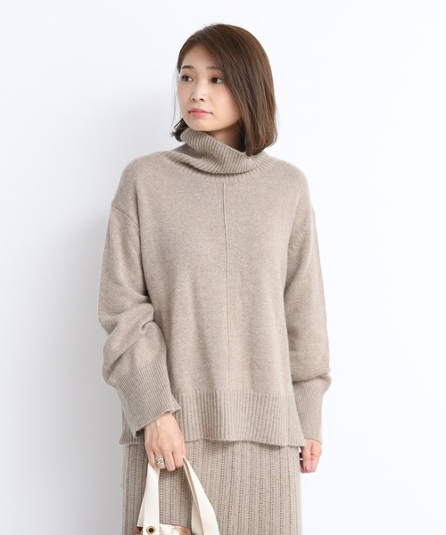 DouDou(ドゥドゥ)の「ニットアップタートル(ニット/セーター・レディース・ベージュ/グリーン・FREE)」の6枚目の写真