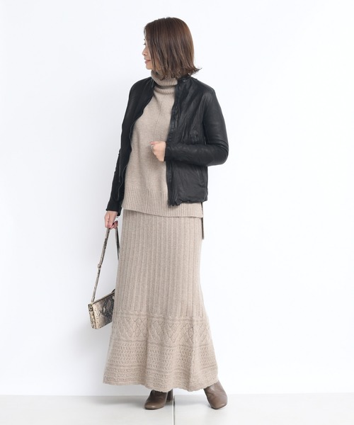 DouDou(ドゥドゥ)の「ニットアップタートル(ニット/セーター・レディース・ベージュ/グリーン・FREE)」の16枚目の写真