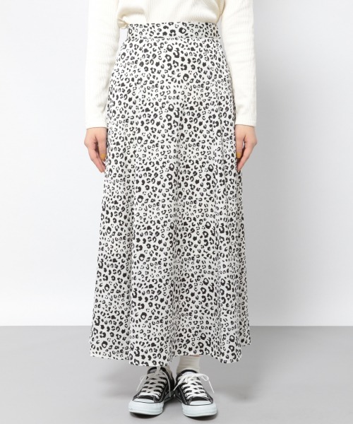 PAGEBOY（ページボーイ）の「レオパードセミフレアスカート（スカート・レディース・ブラック/オフホワイト・FREE）」の9枚目の写真