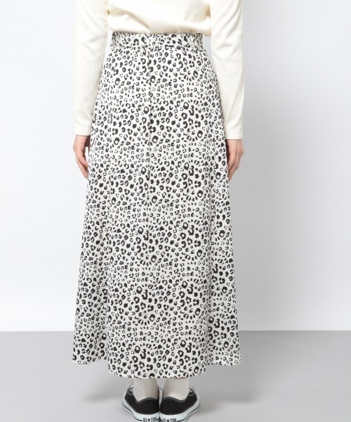 PAGEBOY（ページボーイ）の「レオパードセミフレアスカート（スカート・レディース・ブラック/オフホワイト・FREE）」の11枚目の写真