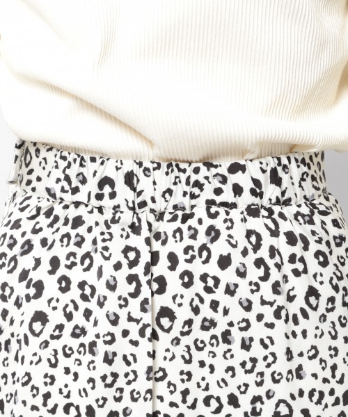 PAGEBOY（ページボーイ）の「レオパードセミフレアスカート（スカート・レディース・ブラック/オフホワイト・FREE）」の12枚目の写真