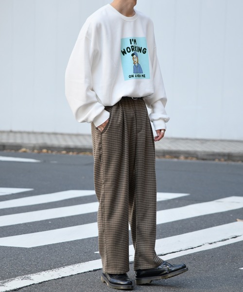 kutir（クティール）の「ファミリー裏起毛スウェットトレーナー（スウェット・メンズ・ブラック/パープル/オフホワイト・MEDIUM/LARGE）」の10枚目の写真