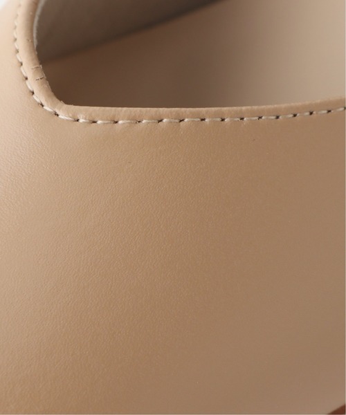 LE TALON（ルタロン）の「4cmスクエアVカットパンプス（パンプス・レディース・ブラック系その他/キャメル/ベージュ・23cm/23.5cm/25cm/24.5cm/24cm/22cm/22.5cm/21.5）」の14枚目の写真