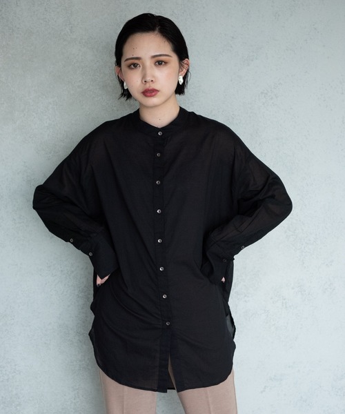 Aunt Marie's（アントマリーズ）の「バンドカラーシルクボイルシアーシャツ / AUNT MARIE’S（シャツ/ブラウス・レディース・グリーン/オフホワイト/ブラック・FREE）」の2枚目の写真