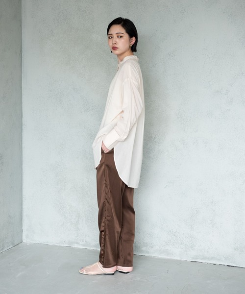 Aunt Marie's（アントマリーズ）の「バンドカラーシルクボイルシアーシャツ / AUNT MARIE’S（シャツ/ブラウス・レディース・グリーン/オフホワイト/ブラック・FREE）」の5枚目の写真