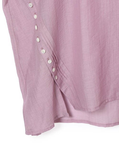 ADAM ET ROPE'(アダムエロペ)の「シアーブザムシャツ(シャツ/ブラウス・レディース・ホワイト/キャメル/ダークラベンダー・FREE)」の13枚目の写真