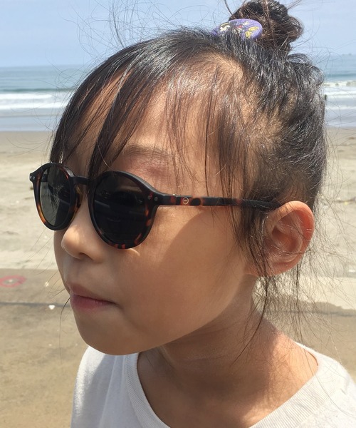 IZIPIZI（イジピジ）の「IZIPIZI/イジピジ PERMAMENT COLLECTION キッズ用サングラス（サングラス・キッズ・ブラック/ブルー/ブラウン/ネイビー/ピンク/グリーン/イエロー・ONE SIZE）」の20枚目の写真