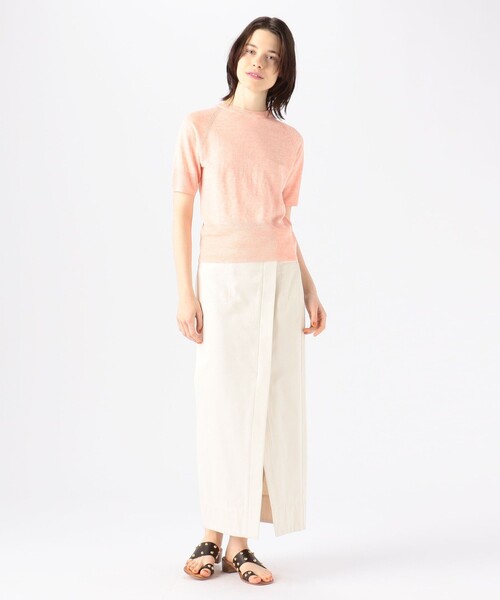 TOMORROWLAND （トゥモローランド）の「プレーンリネン クルーネックプルオーバー（ニット/セーター・レディース・ダークブラウン/チャコールグレー/オレンジ/ライトグリーン/シルバー系その他/ライトベージュ/イエロー/ライトピンク/ブルー・S）」の16枚目の写真