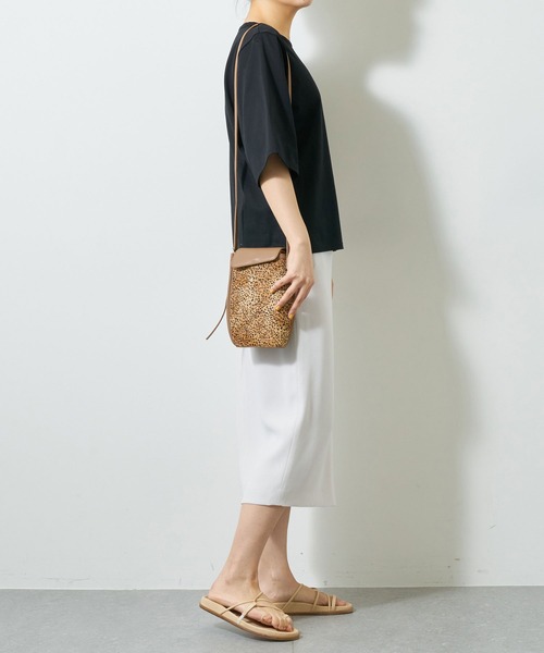 MAURO de BARI(マウロディバリ)の「【MAURO de BARI】レザーサンダル(サンダル・レディース・ブラック/ベージュ・38/36/37)」の21枚目の写真