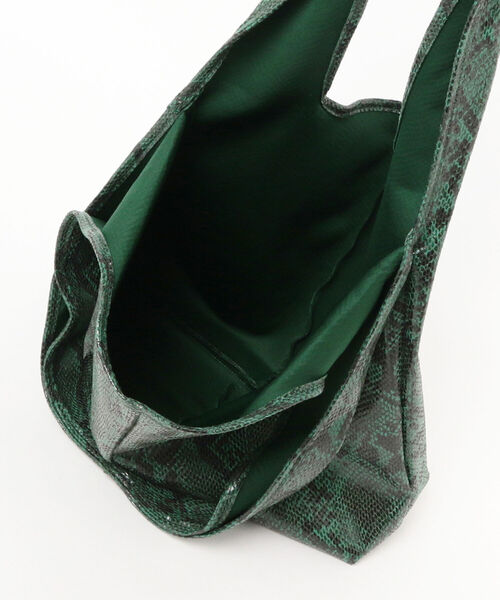 Ray BEAMS（レイビームス）の「Casselini / ストレッチ プリント トートバッグ（トートバッグ・レディース・オレンジ/グリーン・ONE SIZE）」の16枚目の写真