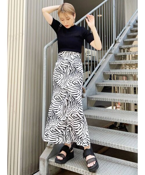 MURUA（ムルーア）の「リネンタッチマーメイドスカート（スカート・レディース・アイボリー/ブラック/その他1・1/2）」の17枚目の写真