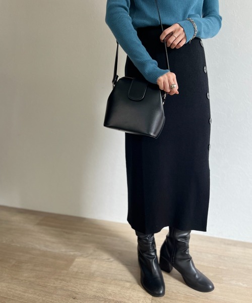 ISOOK(アイスー)の「【ISOOK / アイスー】がま口ショルダーバッグ / ショルダーバッグ ミニバッグ ZOZOTOWN限定(ショルダーバッグ・レディース・レッド/ブラウン/ブラック・FREE)」の21枚目の写真