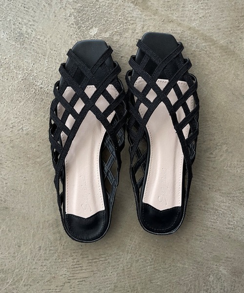 Shelly island（シェリーアイランド）の「クロスメッシュフラットサンダル（サンダル・レディース・ブラック/ベージュ・24.5/23.5）」の10枚目の写真