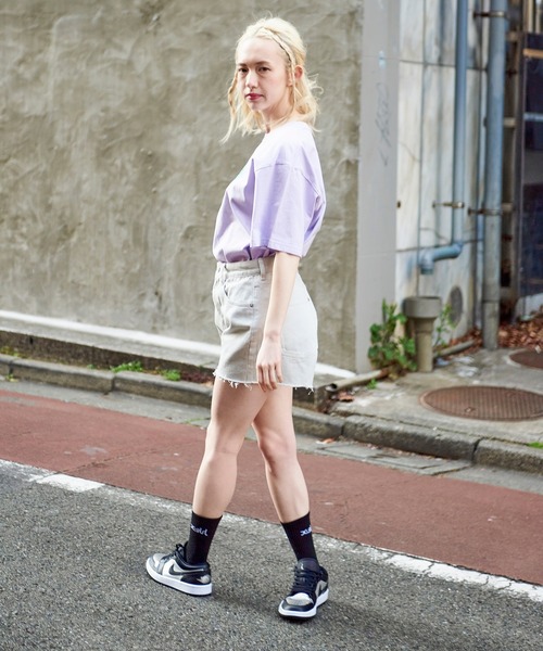 X-girl(エックスガール)の「BASIC HIGH-WAISTED SHORT PANTS(その他パンツ・レディース・ブラック/ライトインディゴブルー/ライトグレー・XS/S/M)」の7枚目の写真