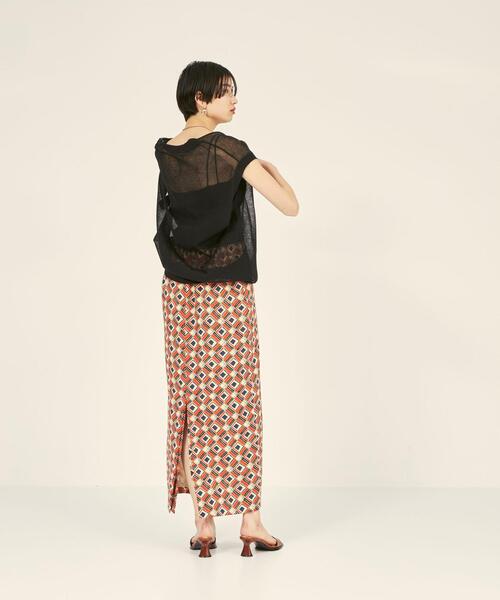 BRACTMENT(ブラクトメント)の「『BRACTMENT(ブラクトメント)』 ジオメトリック プリント スカート(スカート・レディース・ダークブラウン/レッド・38/36)」の14枚目の写真