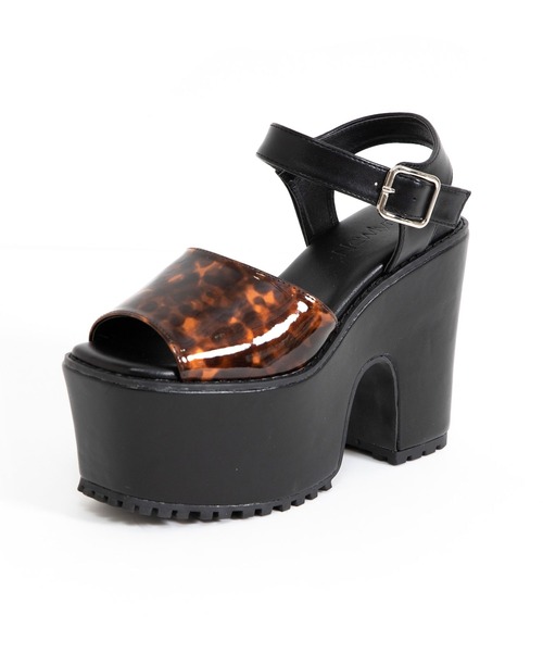 Newlyme（ニューリーミー）の「厚底アソートデザインワンベルトサンダル（サンダル・レディース・ブラックミックス/ブラック×ブラック/ブラック/ブラック×ホワイト・23cm/24.5cm/24cm/23.5cm）」の11枚目の写真