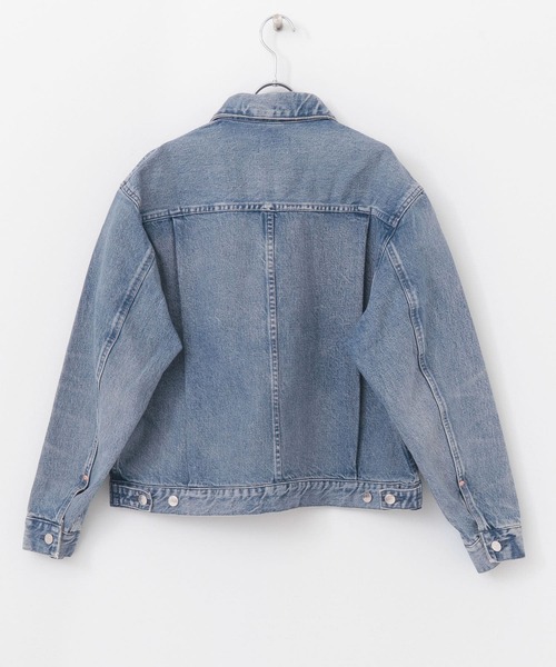 URBAN RESEARCH ROSSO WOMEN(アーバンリサーチ ロッソ)の「TANAKA NEW CLASSIC JEAN JACKET(デニムジャケット・レディース・ブルー・SMALL)」の11枚目の写真
