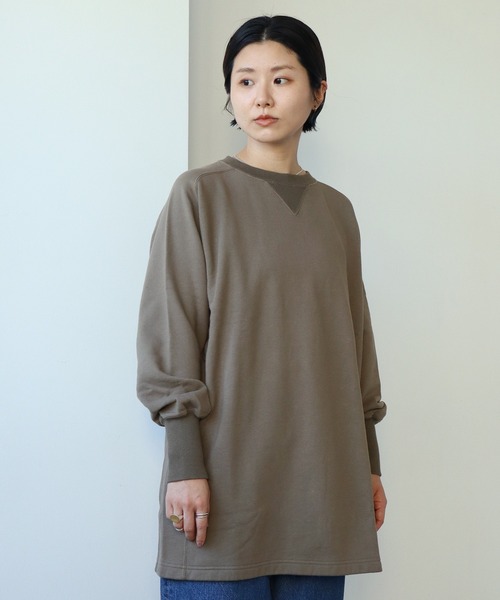 note et silence （ノートエシロンス）の「et sort. 甘撚り裏毛　ロングスウェット（スウェット・レディース・ネイビー/カーキ/キナリ・FREE）」の19枚目の写真