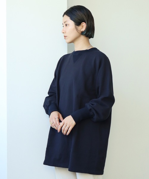 note et silence （ノートエシロンス）の「et sort. 甘撚り裏毛　ロングスウェット（スウェット・レディース・ネイビー/カーキ/キナリ・FREE）」の6枚目の写真