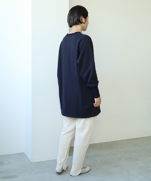 note et silence （ノートエシロンス）の「et sort. 甘撚り裏毛　ロングスウェット（スウェット・レディース・ネイビー/カーキ/キナリ・FREE）」の11枚目の写真