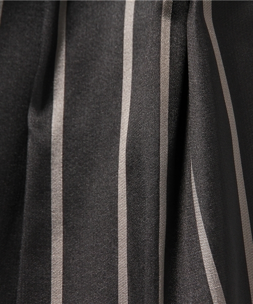 SHIPS for women（シップスフォーウィメン）の「★★ダブルフェイス タフタスカート（スカート・レディース・ブラック/ベージュ/ネイビー・38/36）」の9枚目の写真