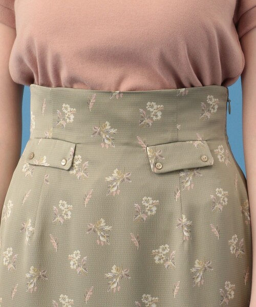 ME COUTURE(ミークチュール)の「ブライトフローラスカート(スカート・レディース・ベージュ/オリーブ・0/1)」の6枚目の写真