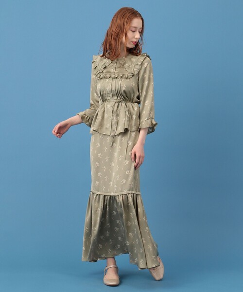 ME COUTURE(ミークチュール)の「ブライトフローラスカート(スカート・レディース・ベージュ/オリーブ・0/1)」の13枚目の写真