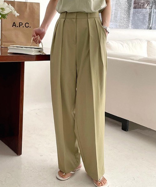 KOR（ケーオーアール）の「センタープレス ハイウエスト ストレートワイドスラックス（スラックス・レディース・ベージュ/ブルー/グリーン・S/M/L）」の2枚目の写真