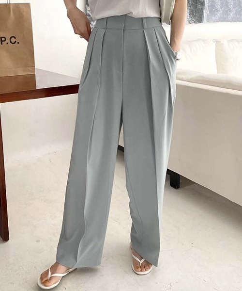 KOR（ケーオーアール）の「センタープレス ハイウエスト ストレートワイドスラックス（スラックス・レディース・ベージュ/ブルー/グリーン・S/M/L）」の19枚目の写真